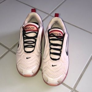 Pink/black Nike AirMax 720